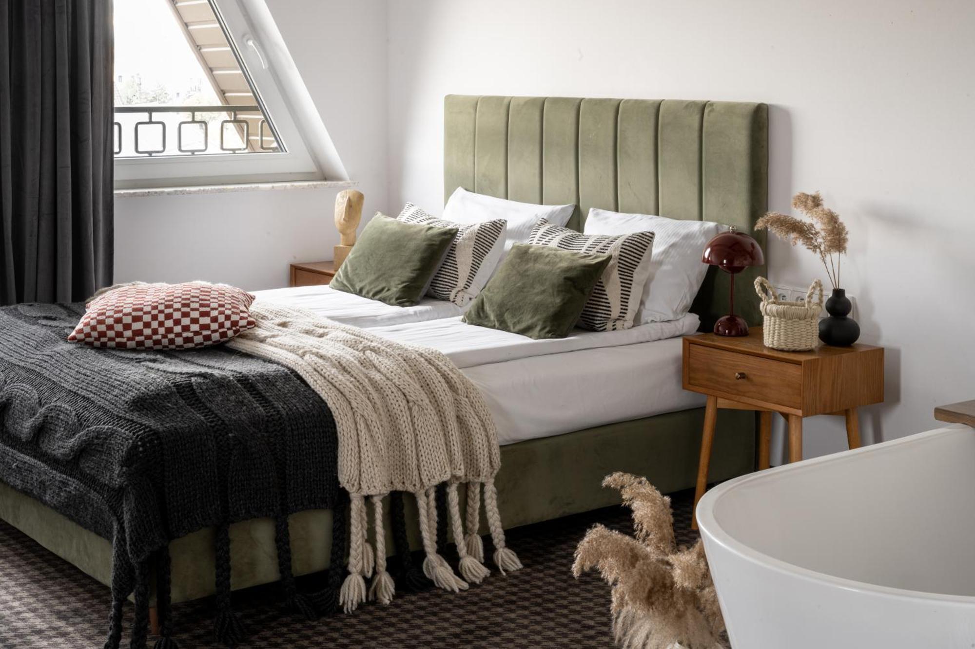 Oberza Pod Roza Restauracja, Sauny, Jacuzzi Bed & Breakfast โนวือตาร์ก ภายนอก รูปภาพ